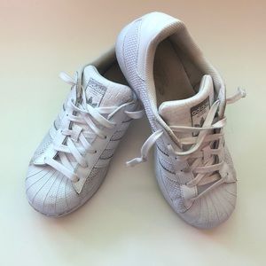 Adidas superstar shoes